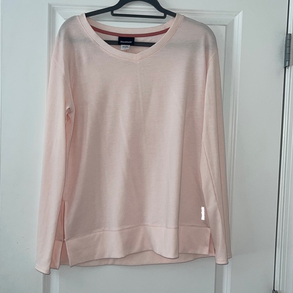NWOT Reebok Pink V-Neck Pullover Sweater Women's XL - Picture 1 of 6